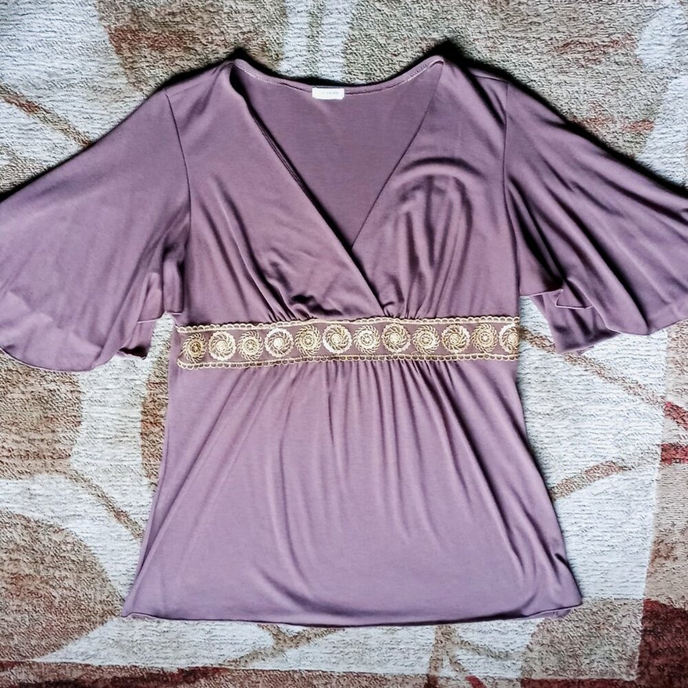 Pretty Maurices Women's Kimono Sleeve Brown Empire Waist Top w/Gold Details - Picture 3 of 15